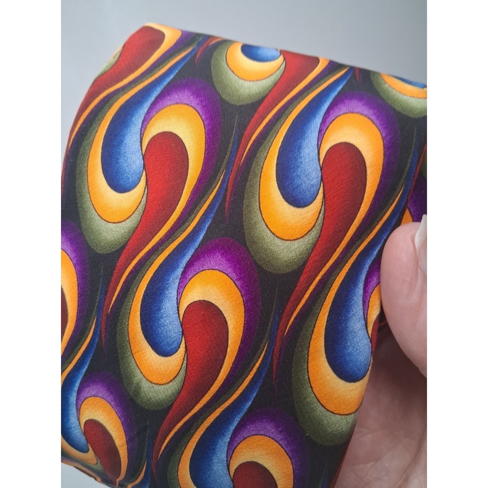 Cocktail Collection Men's Silk Necktie 58"x 3.75" Brandy Under Microscope Read